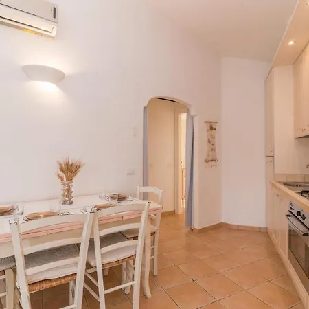 Апартаменты Dimora Di Rosy Pittulongu - Happy Ольбия