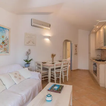 Dimora Di Rosy Pittulongu - Happy Апартаменты *