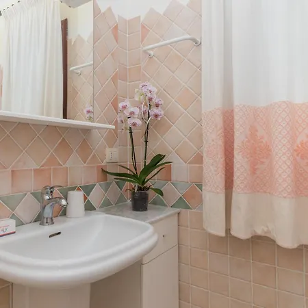 Dimora Di Rosy Pittulongu - Happy