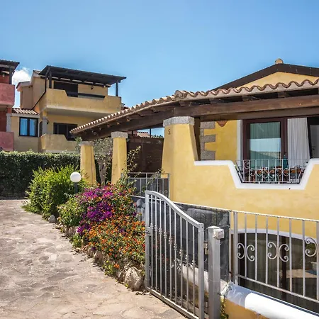 Апартаменты Dimora Di Rosy Pittulongu - Happy